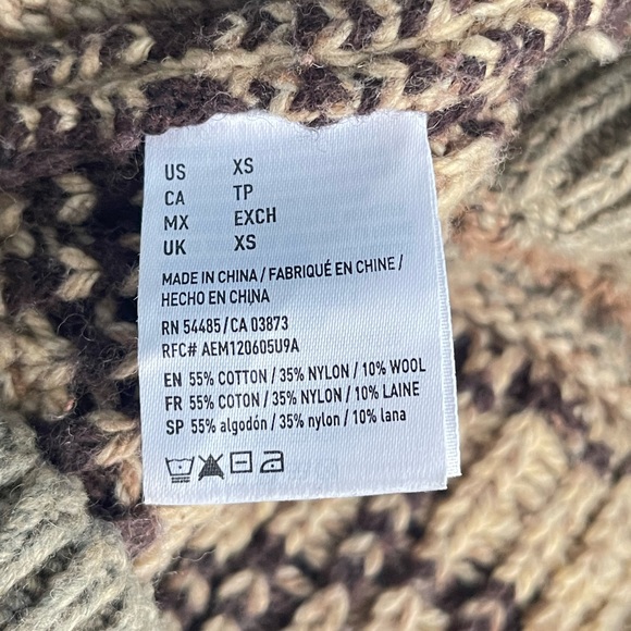 American Eagle Outfitters Cable Knit Sweater - Picture 7 of 8